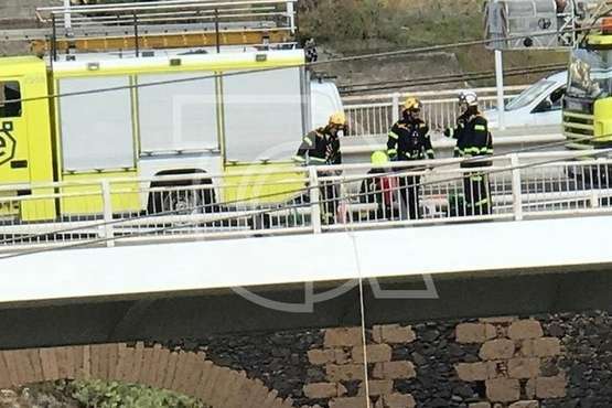 Fallece una persona en el viaducto de Las Longueras (Foto TA)